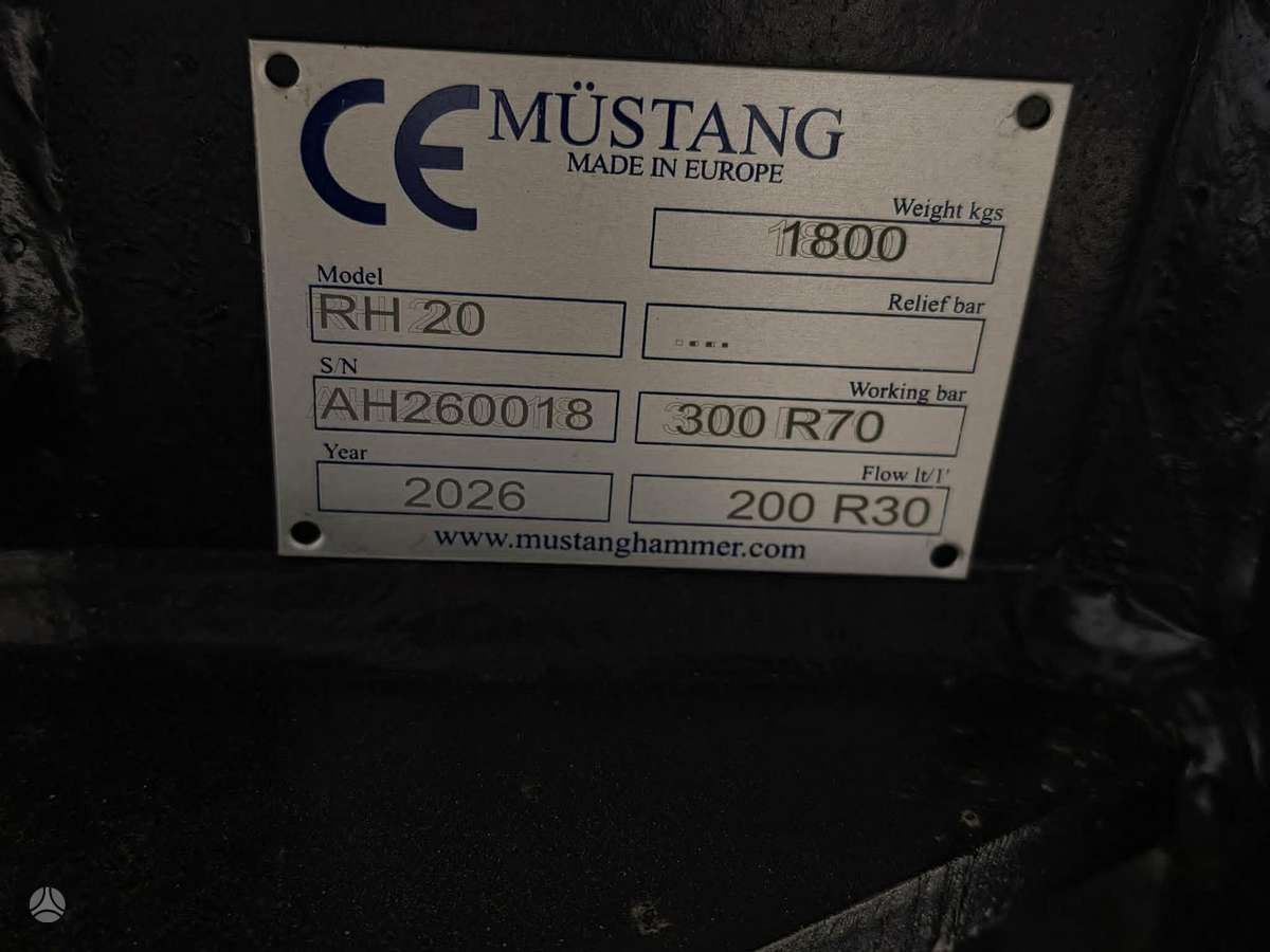 -Kita- Mustang RH20, hydraulic shears
