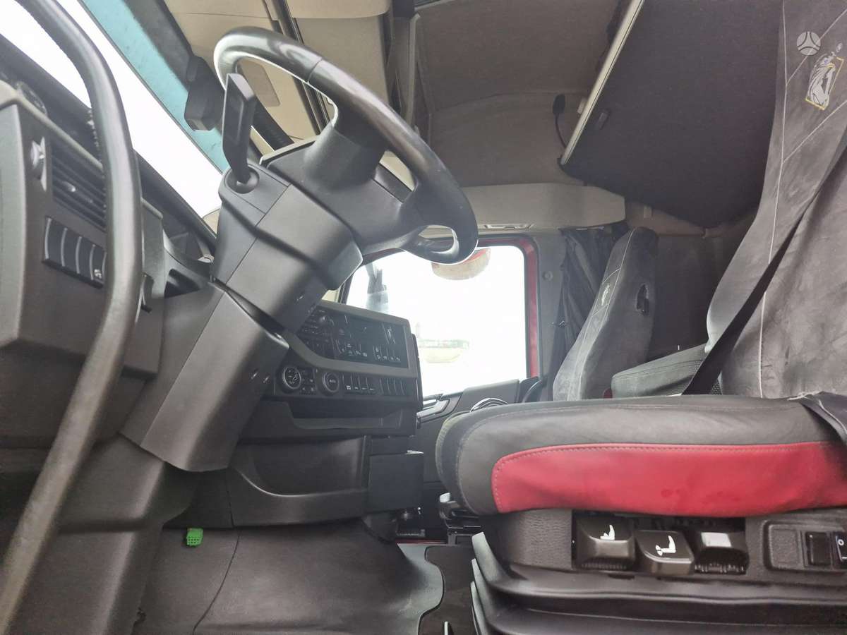 Volvo FH 460 euro6 Low Deck, double sleeper
