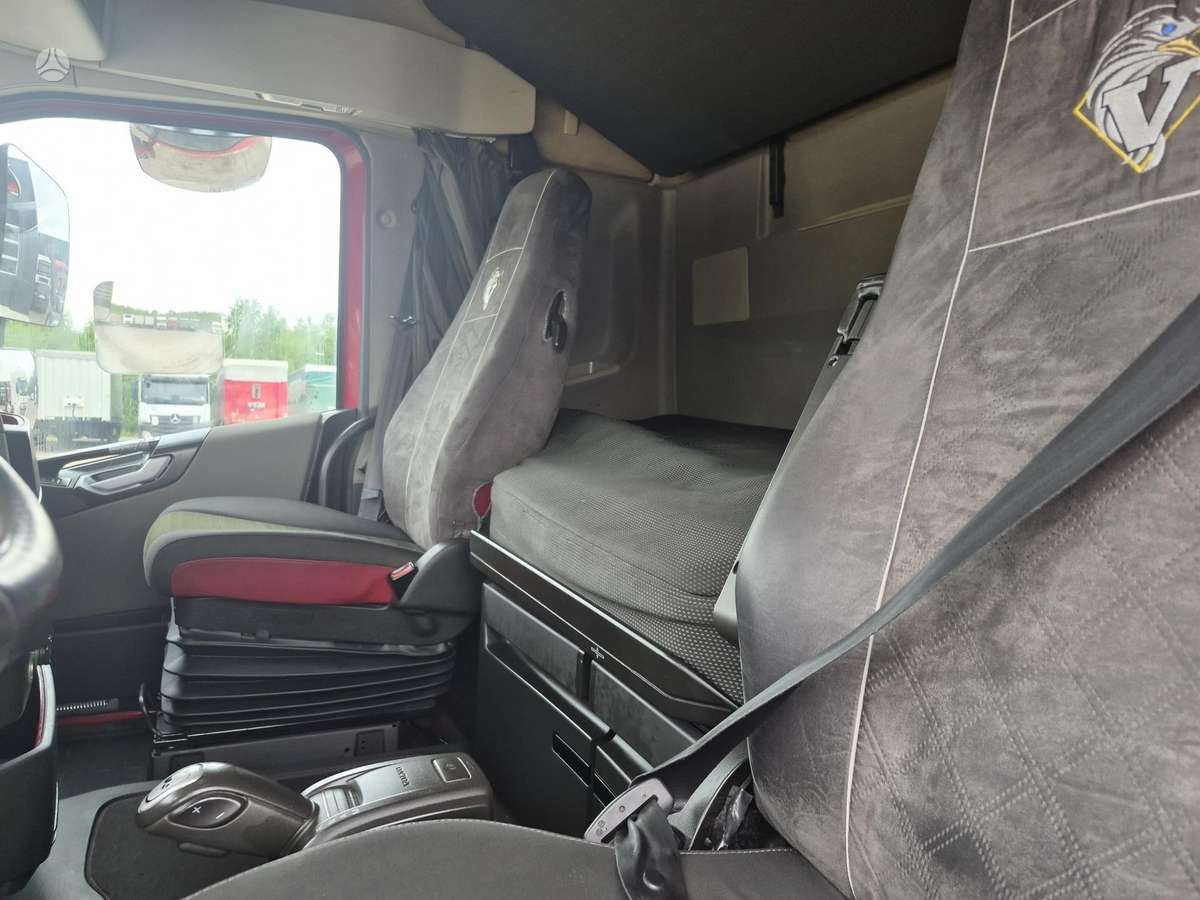 Volvo FH 460 euro6 Low Deck, double sleeper