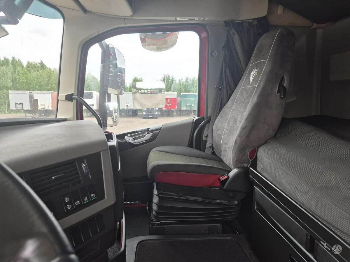 Volvo FH 460 euro6 Low Deck, double sleeper