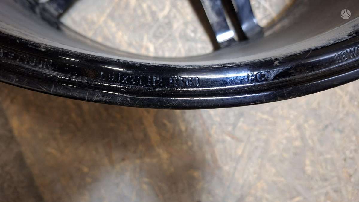 Porsche Taycan, 311601025AA, Cen31711