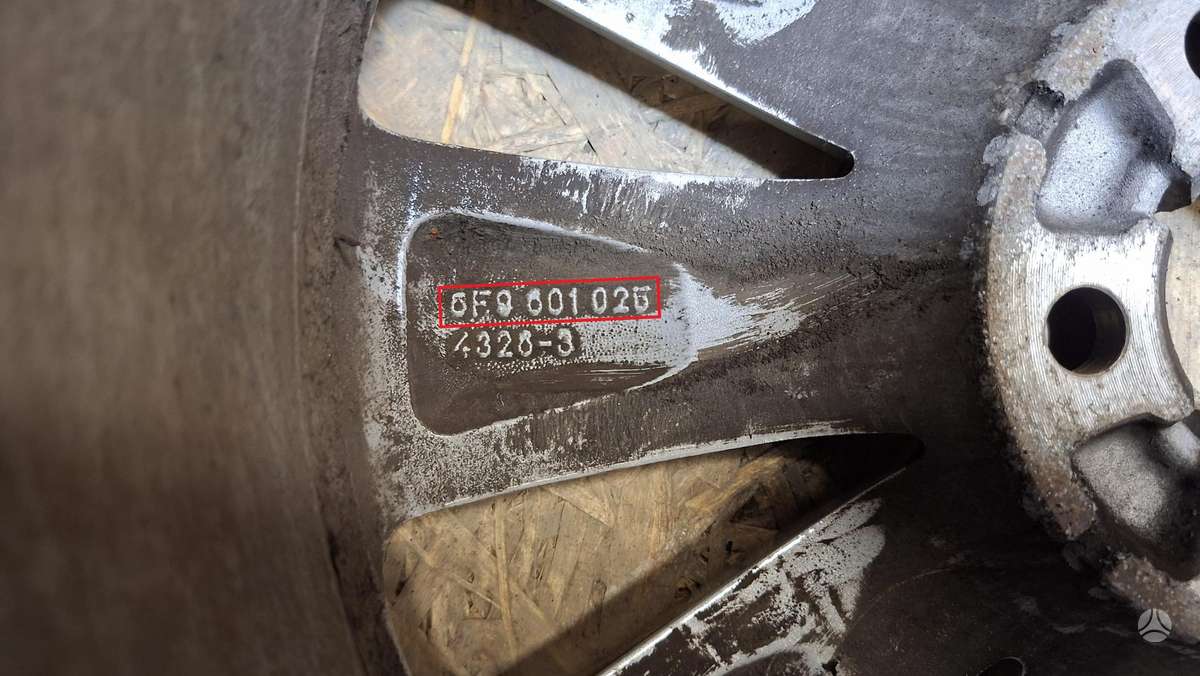 Seat Arona, 8F9601025, Cen31712