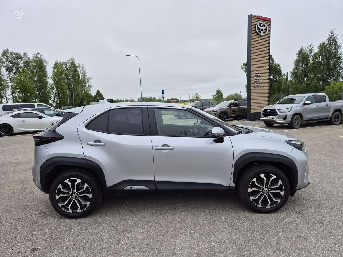 Toyota Yaris Cross - 4