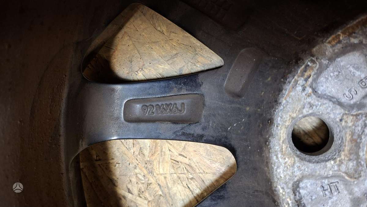 Toyota Yaris Cen31745