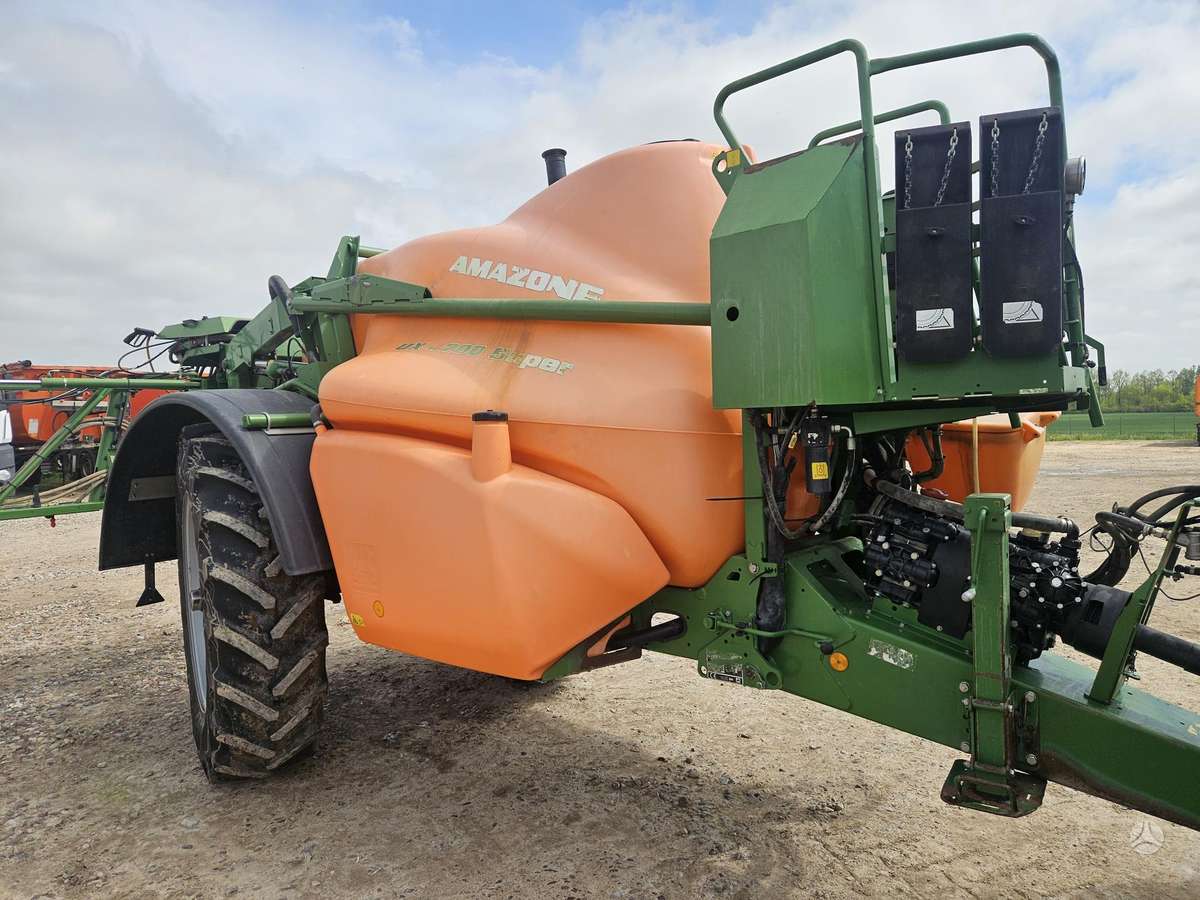Amazone UX4200, purkštuvai