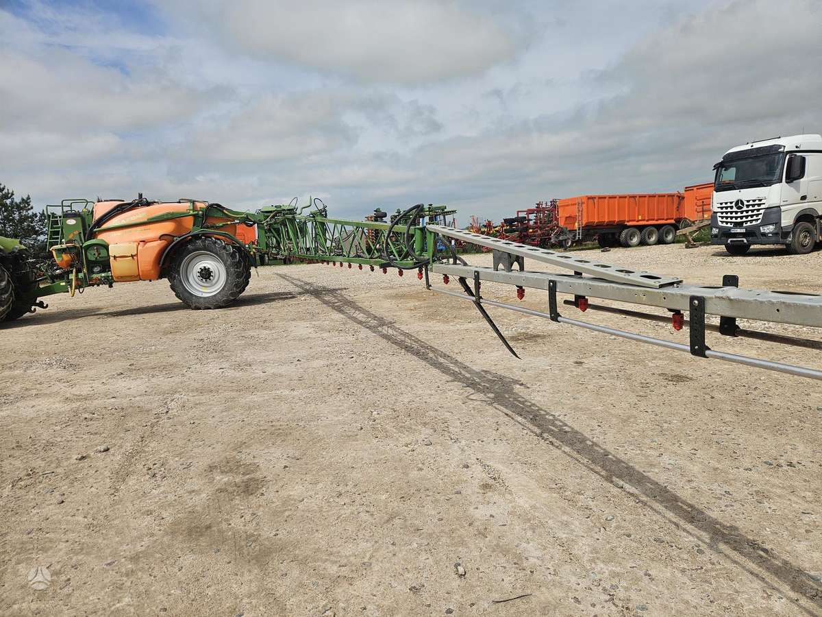 Amazone UX4200, разбрызгиватели