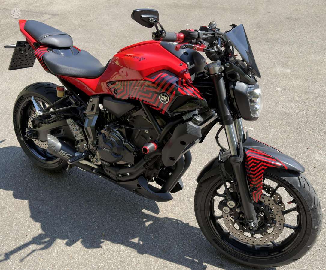 Yamaha MT 07 700cc, street / classic