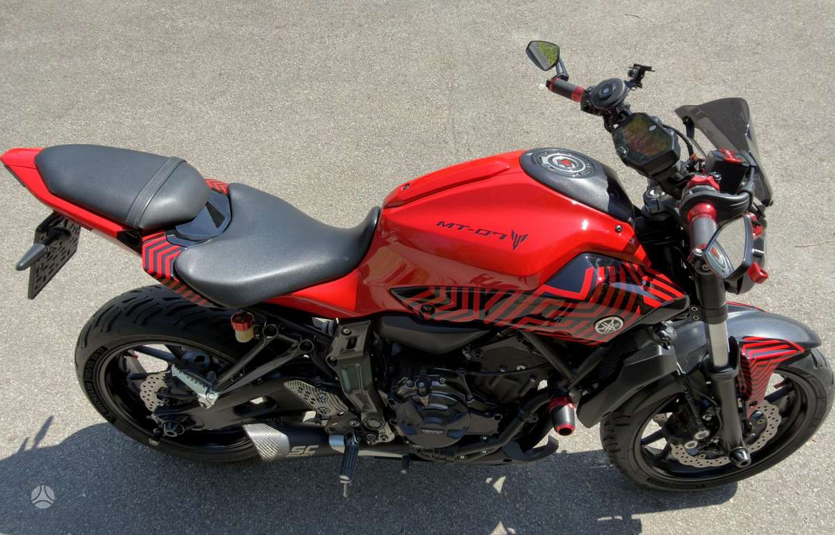 Yamaha MT 07 700cc, street / classic