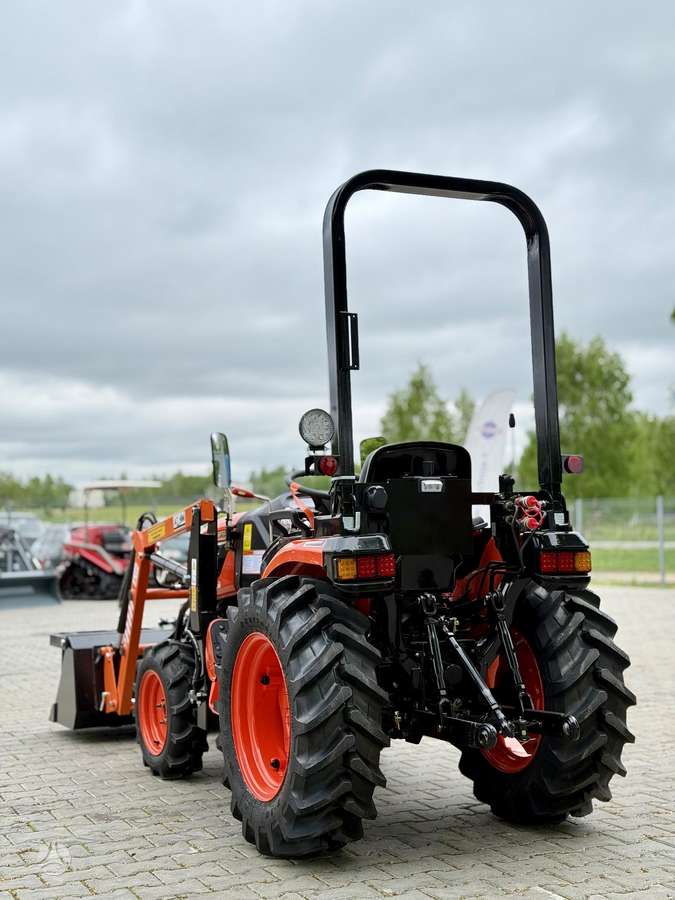 Hinomoto HM3030, tractors