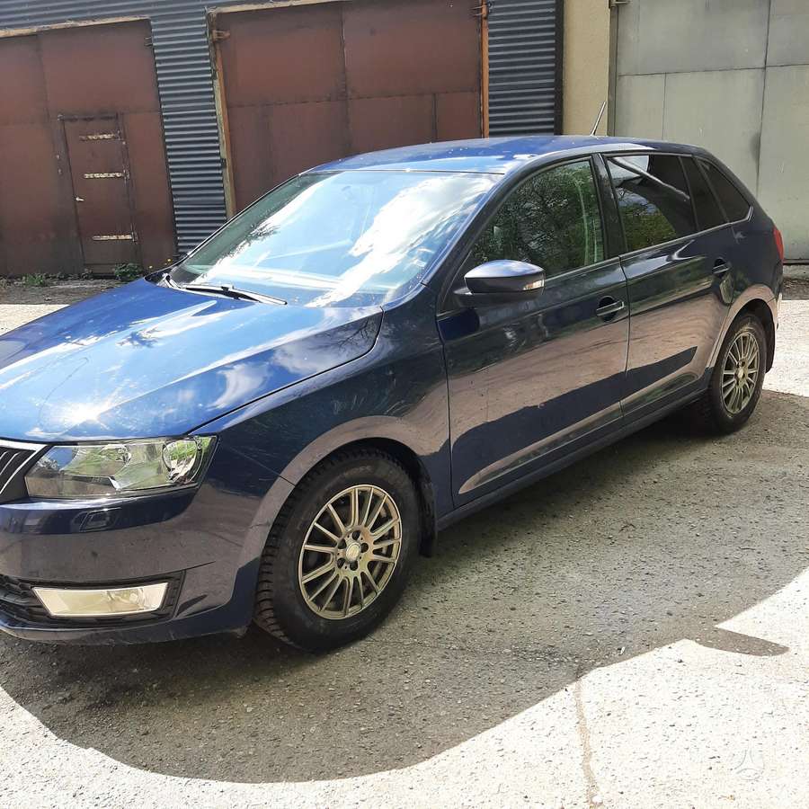 Skoda Rapid, 1.2 l., Хэтчбек