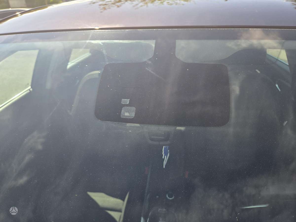 Opel Insignia, 2.0 l., Седан