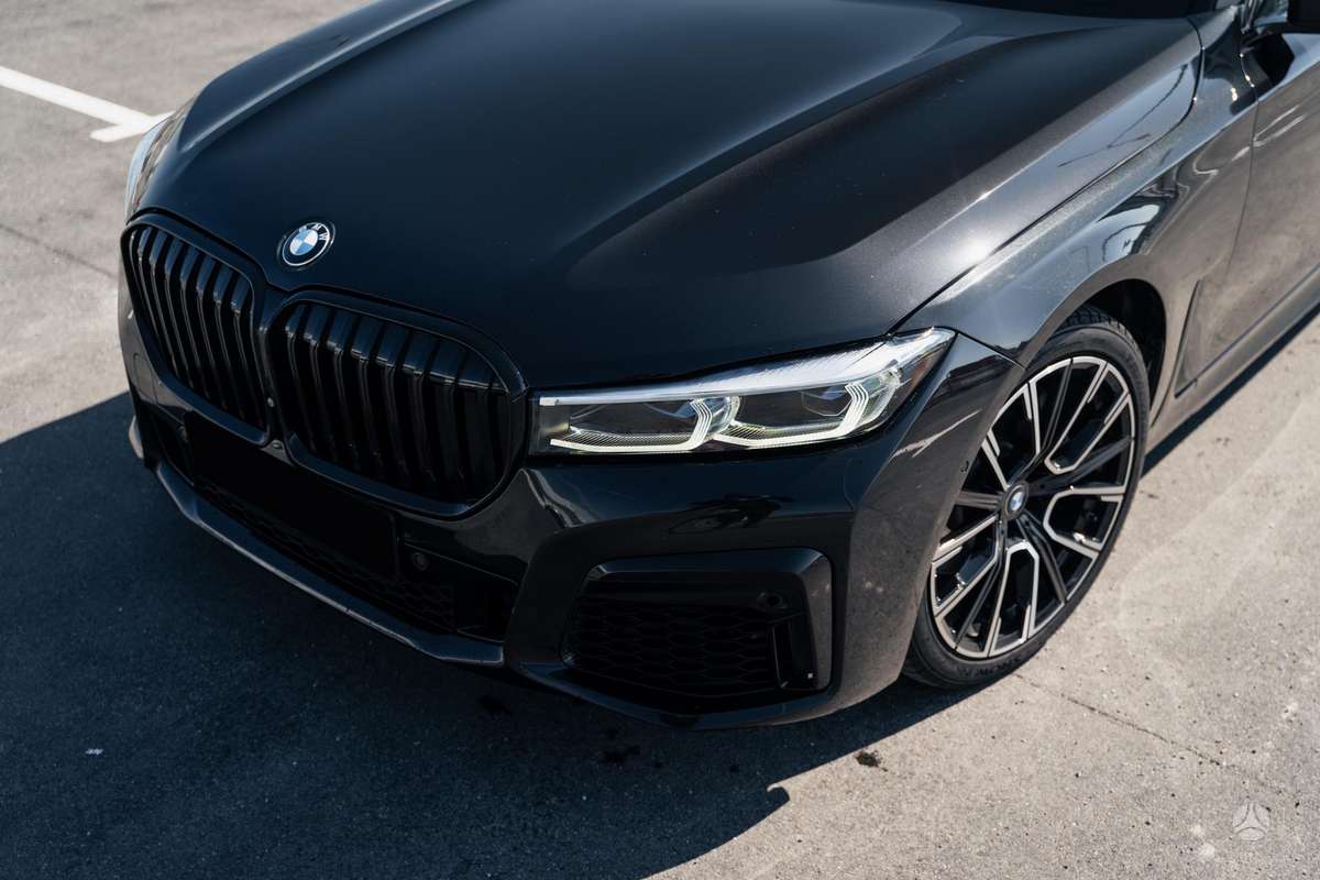 BMW 740, 3.0 l., limousine