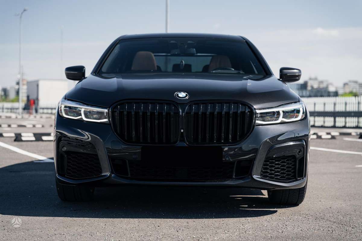 BMW 740, 3.0 l., limousine