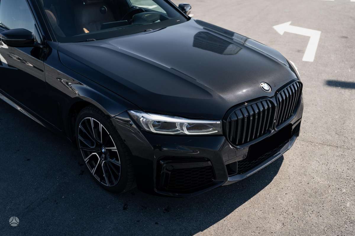 BMW 740, 3.0 l., limousine