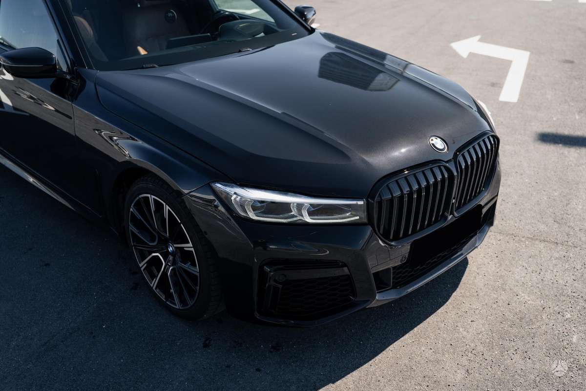 BMW 740, 3.0 l., Лимузин