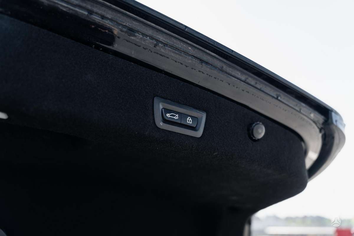 BMW 740, 3.0 l., Лимузин