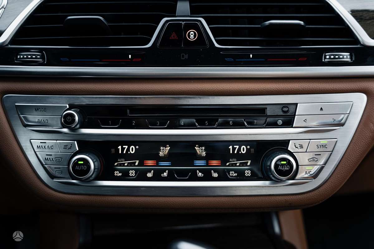 BMW 740, 3.0 l., Лимузин