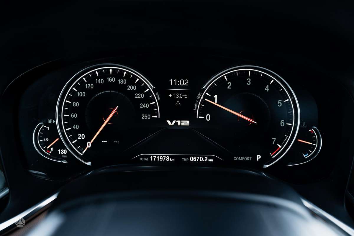 BMW 740, 3.0 l., limousine
