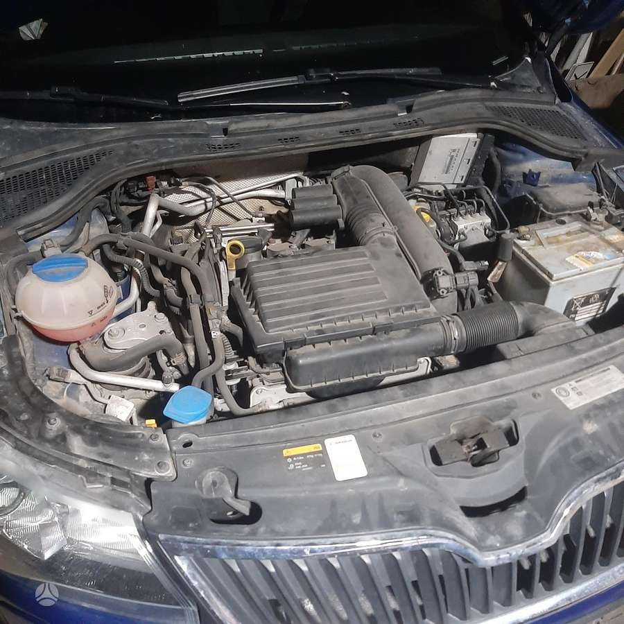 Skoda Rapid, 1.2 l., Хэтчбек