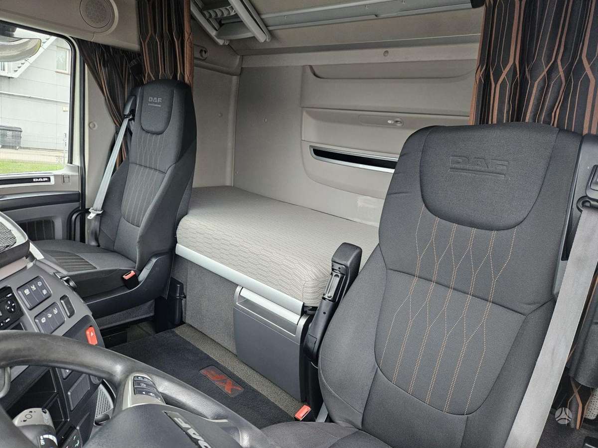 DAF XF 480 FT SSC, double sleeper