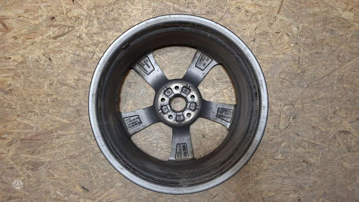 Audi A3, 8V0601025, Cen31649