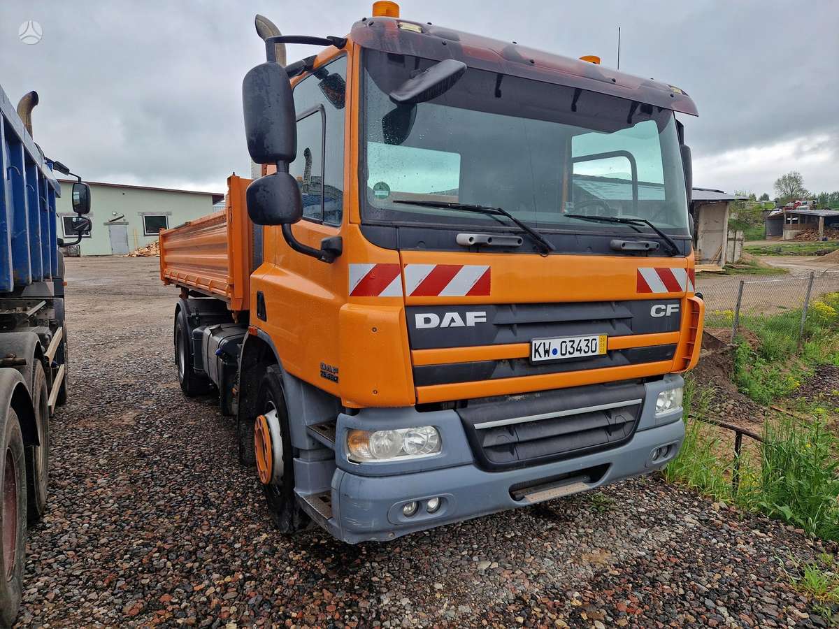 DAF Cf75, savivarčiai su kranu