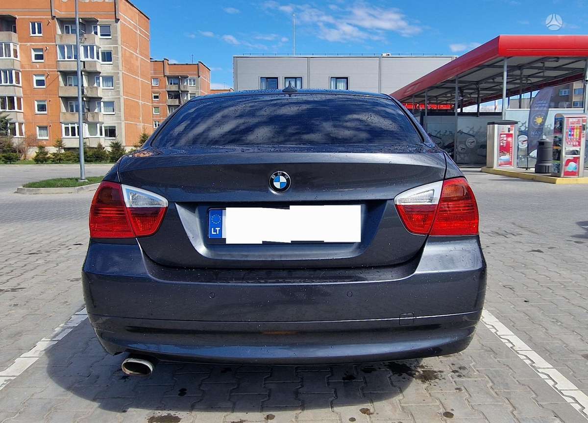 BMW 320, 2.0 l., Седан