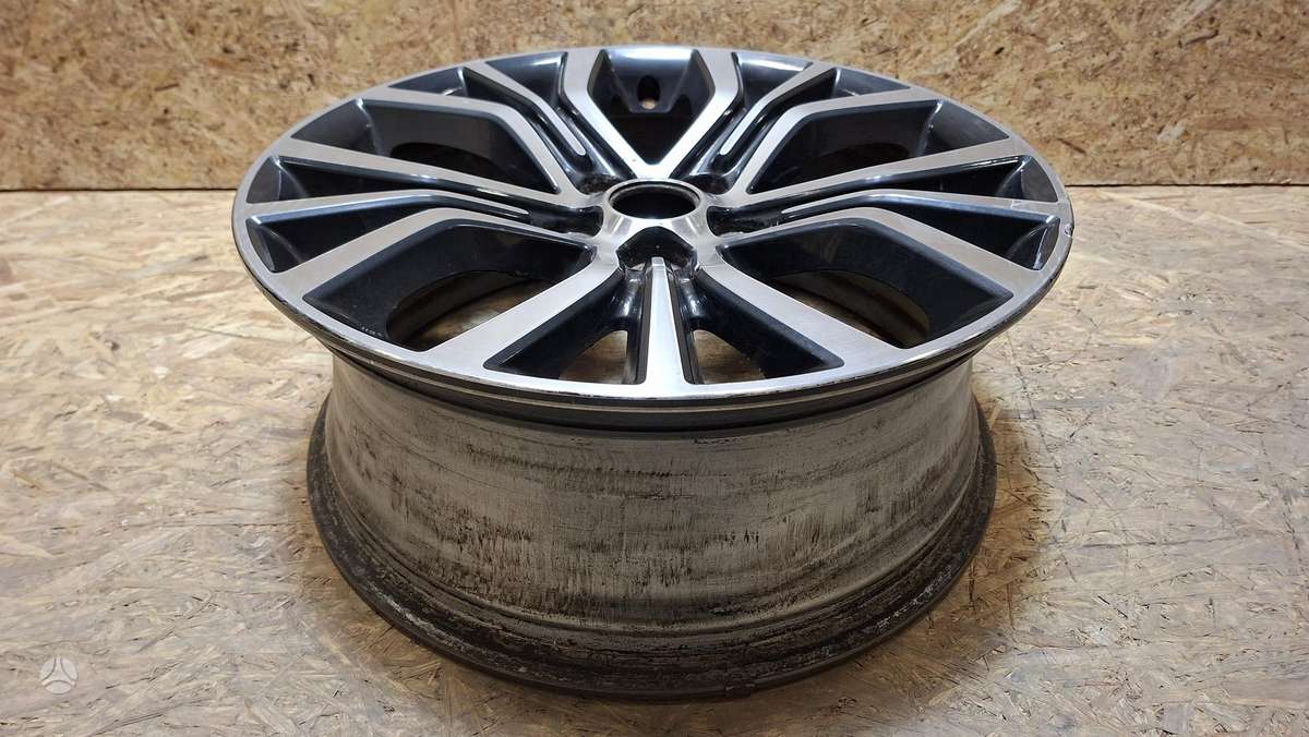 Mitsubishi Outlander Cen31703