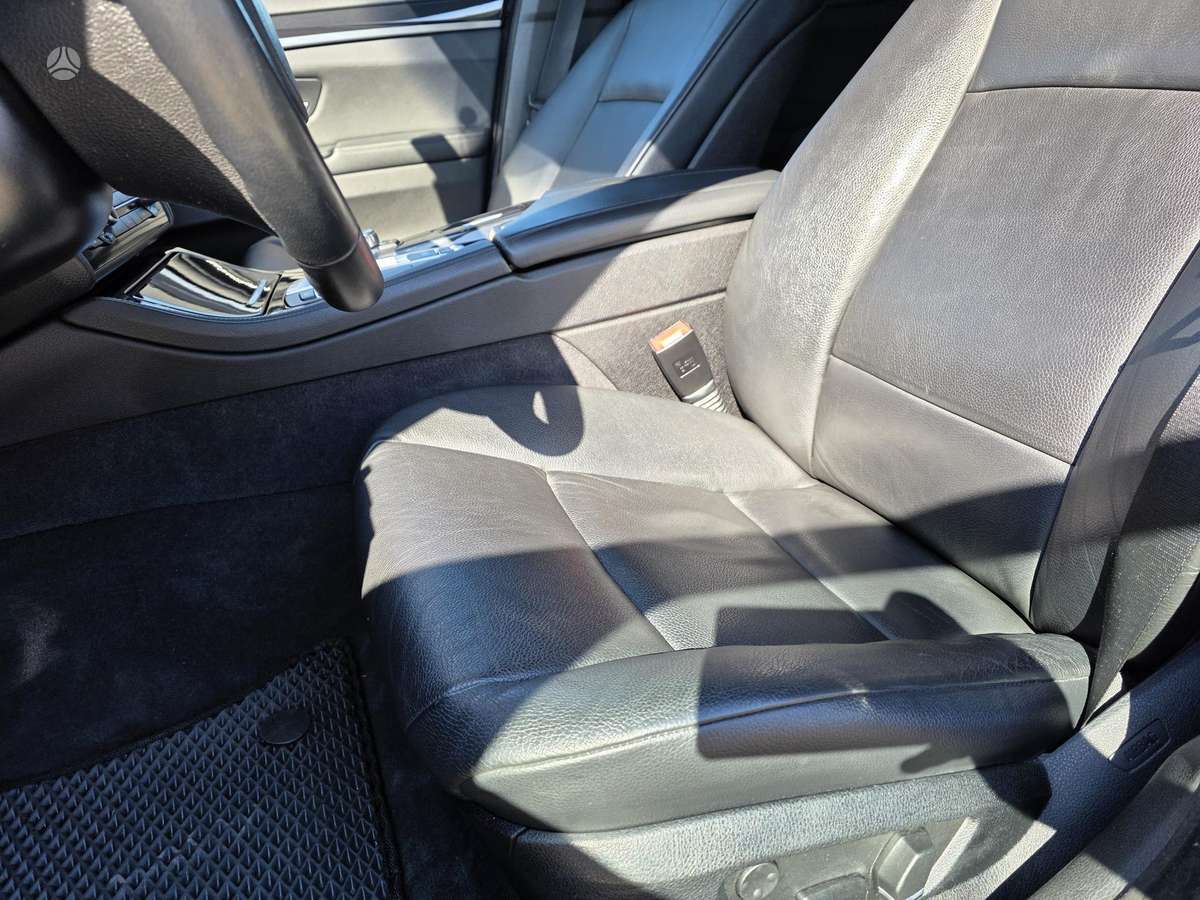 BMW 525, 2.0 l., Седан