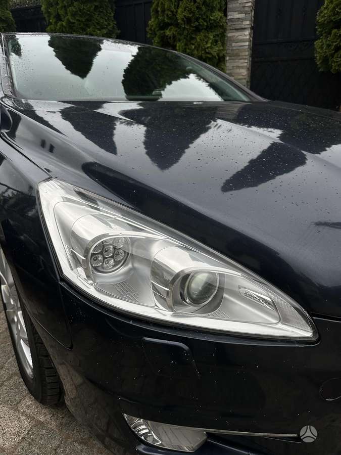 Peugeot 508, Седан