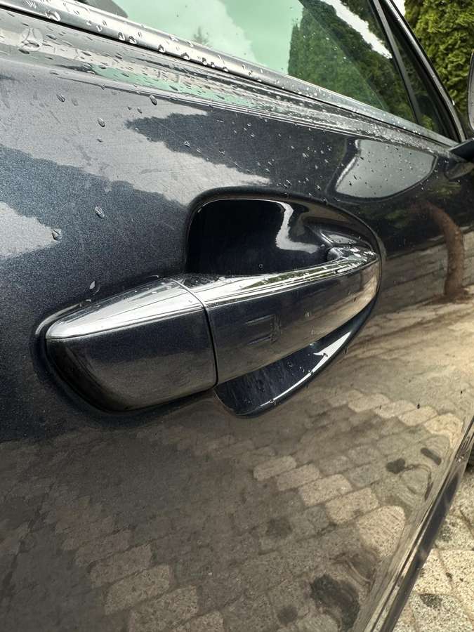 Peugeot 508, Седан