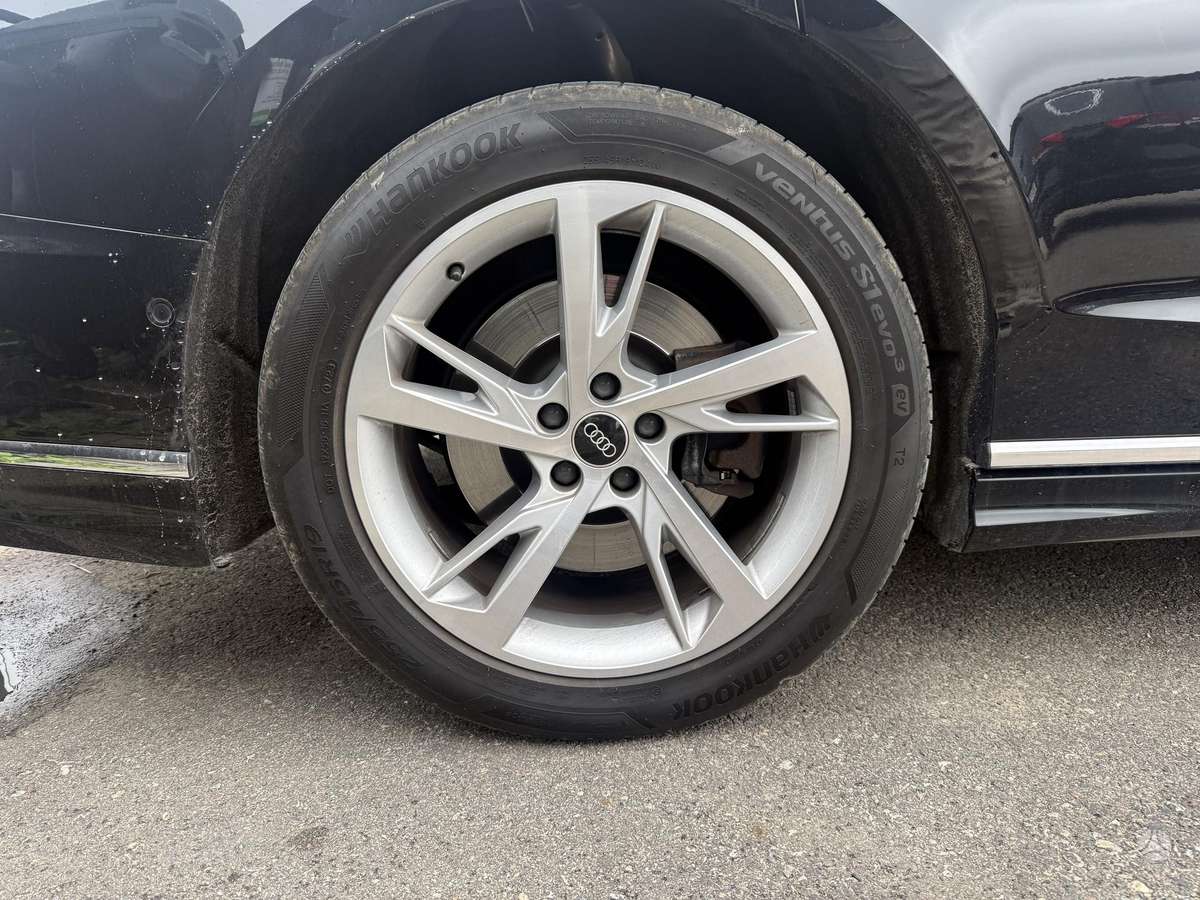 Audi, vieglmetāla, R19
