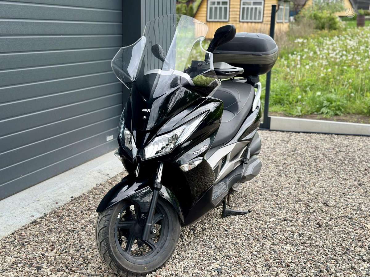 Kawasaki J 300cc, мотороллеры / мопеды