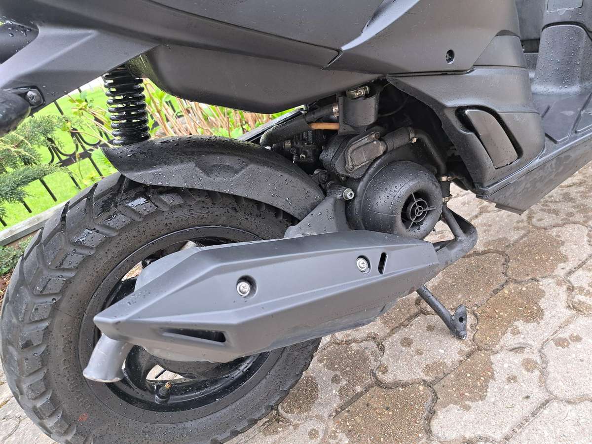 Piaggio Typhoon 49cc, мотороллеры / мопеды