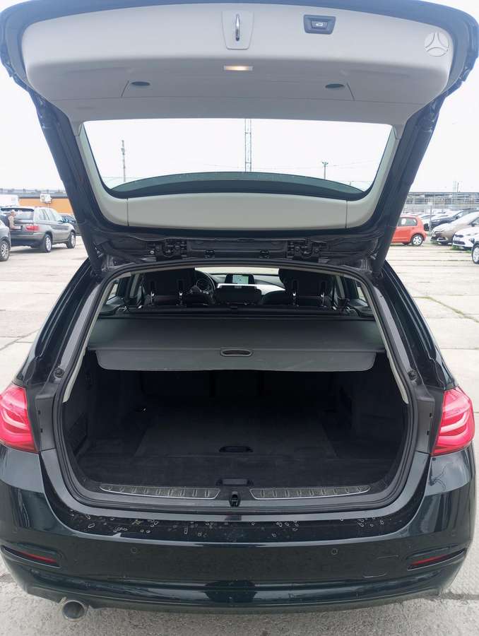 BMW 320, 2.0 l., wagon