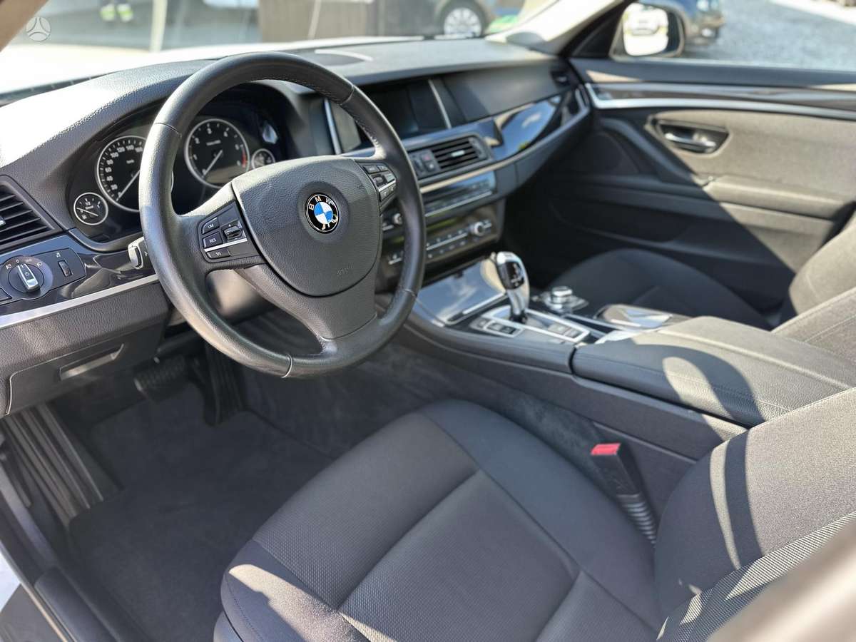 BMW 520, 2.0 l., wagon