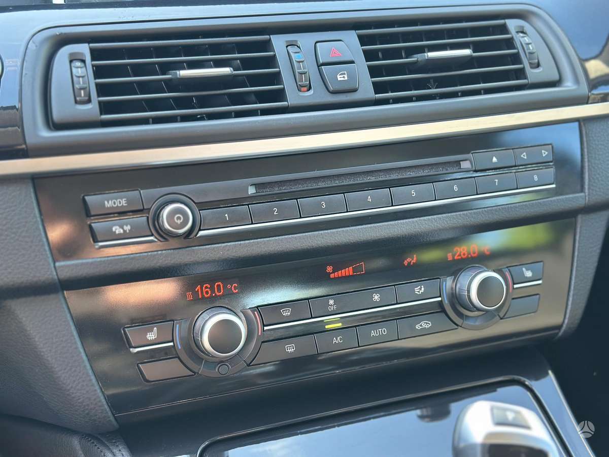 BMW 520, 2.0 l., universalas