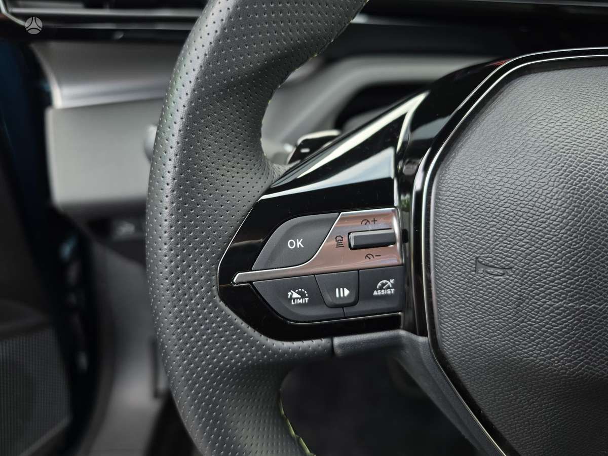 Peugeot 408, 1.2 l., Внедорожник / Кроссовер