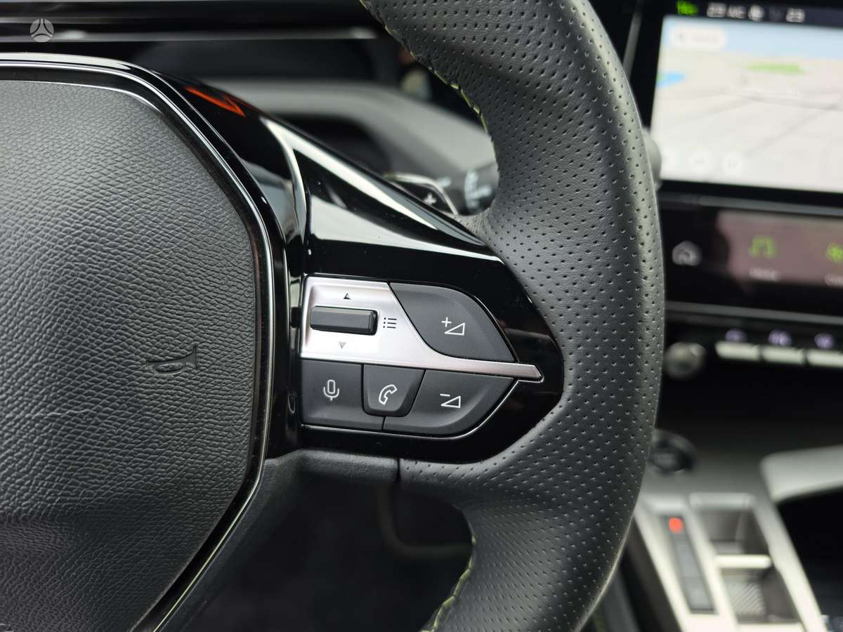 Peugeot 408, 1.2 l., Внедорожник / Кроссовер