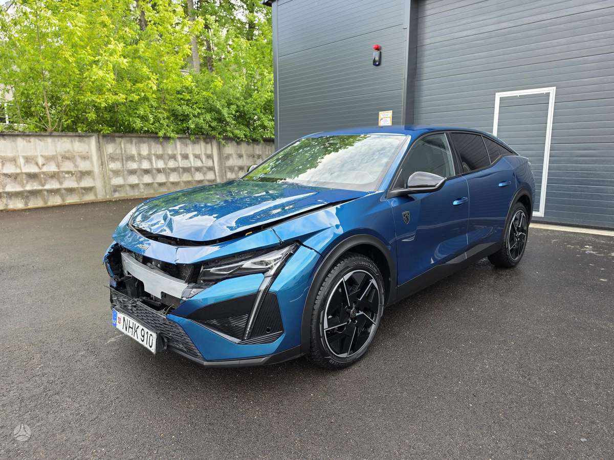Peugeot 408, 1.2 l., Внедорожник / Кроссовер