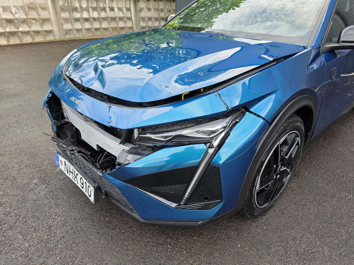 Peugeot 408, 1.2 l., Внедорожник / Кроссовер