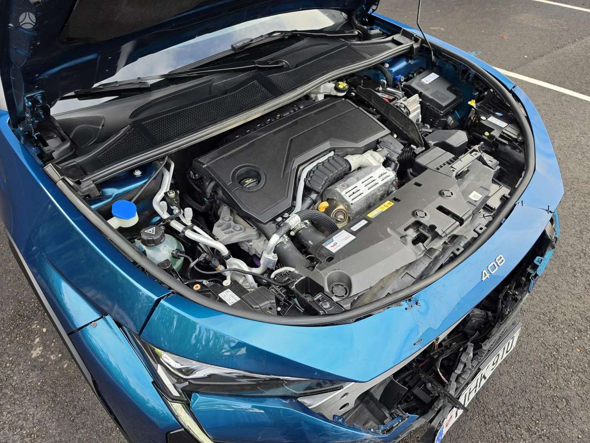 Peugeot 408, 1.2 l., Внедорожник / Кроссовер