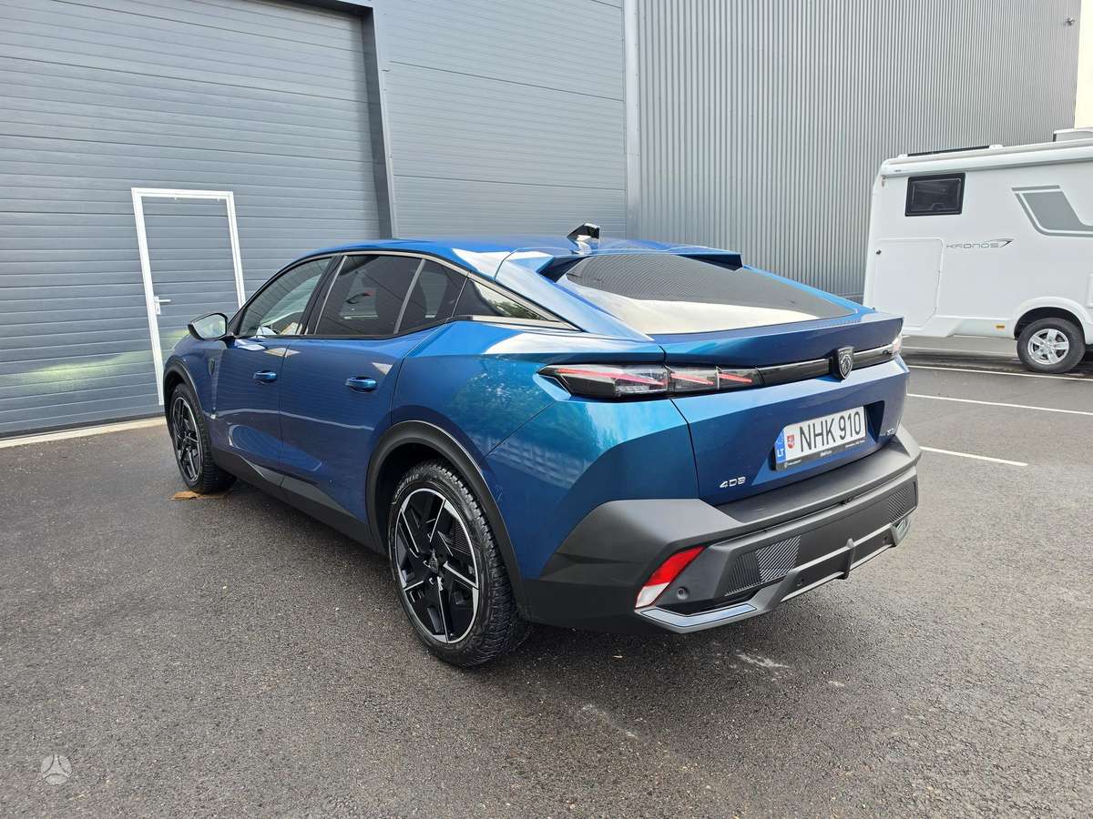 Peugeot 408, 1.2 l., Внедорожник / Кроссовер
