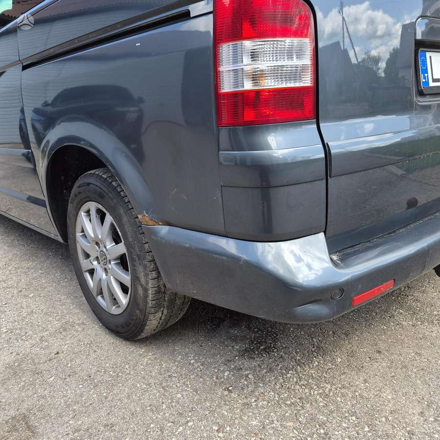 Volkswagen Multivan, 2.5 l., Минивэн