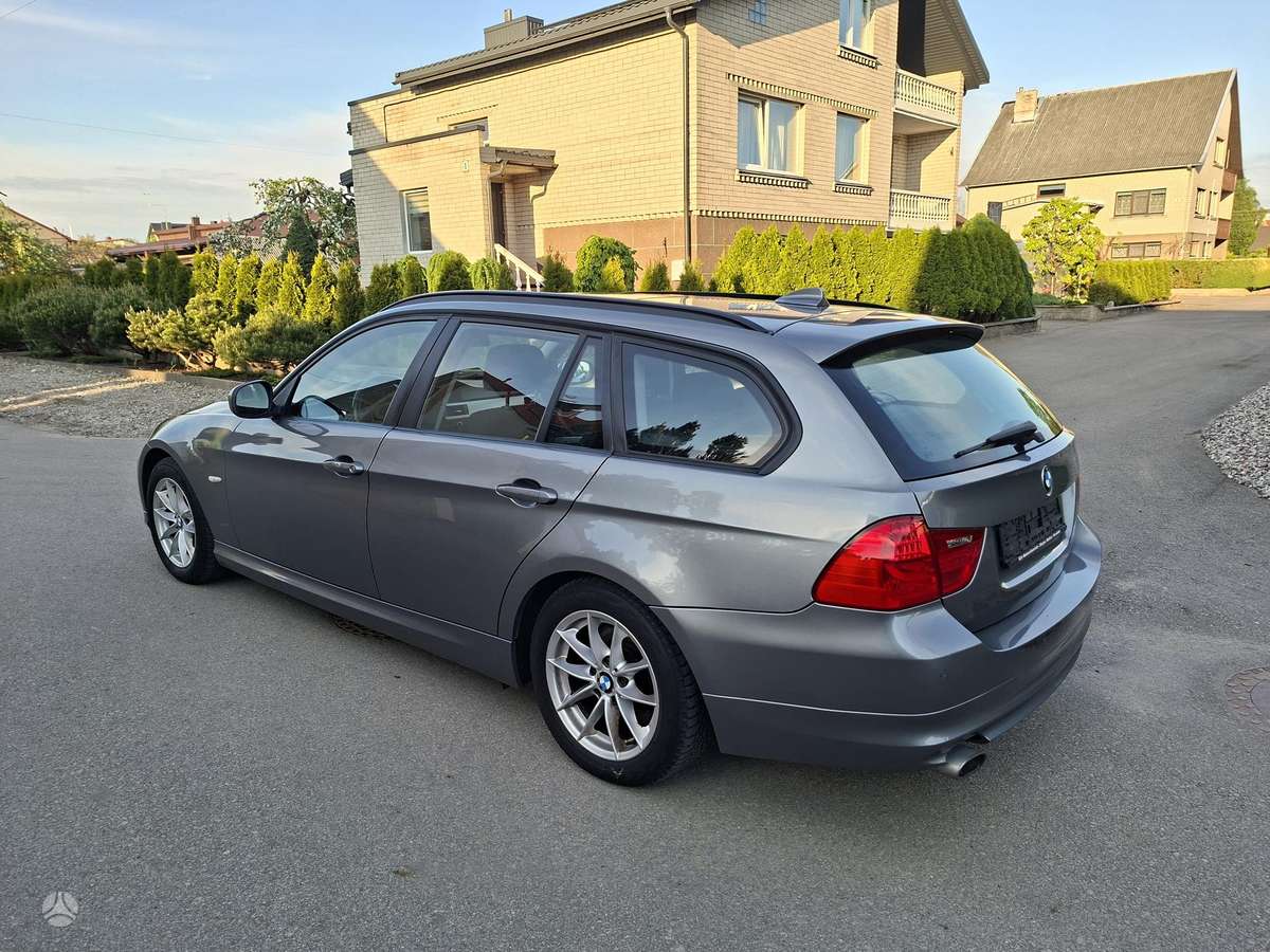 BMW 320, 2.0 l., wagon