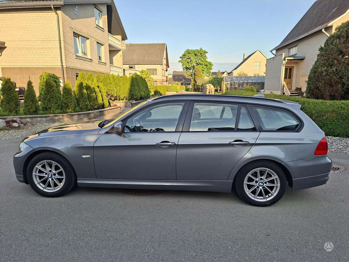 BMW 320, 2.0 l., wagon