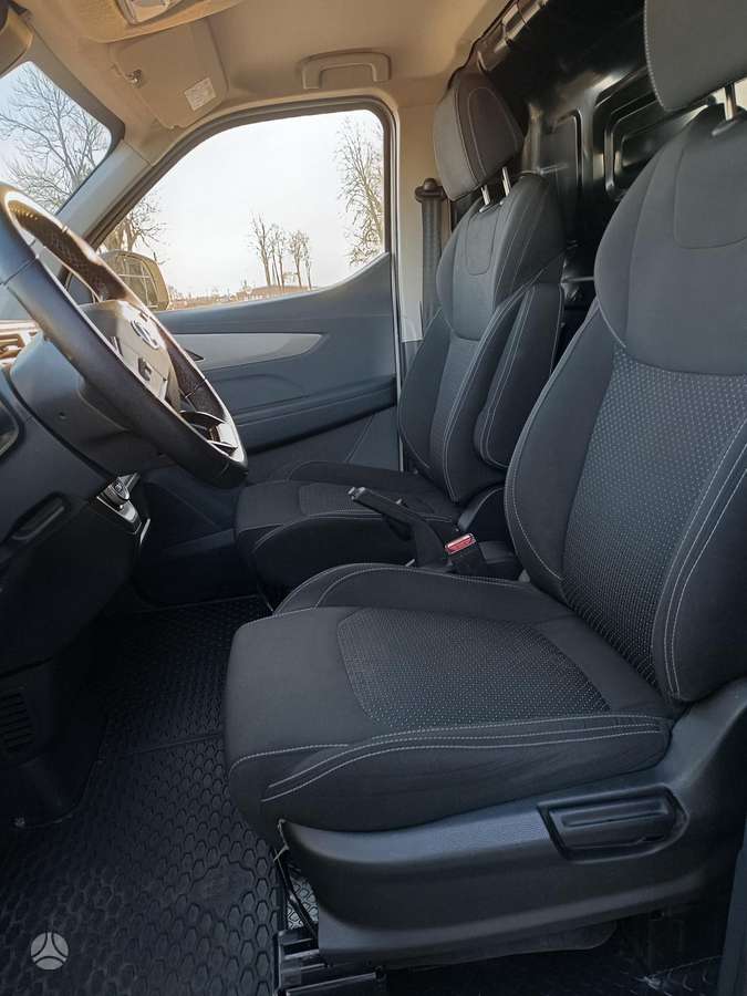 Maxus eDeliver 3, 52 kWh, cargo van