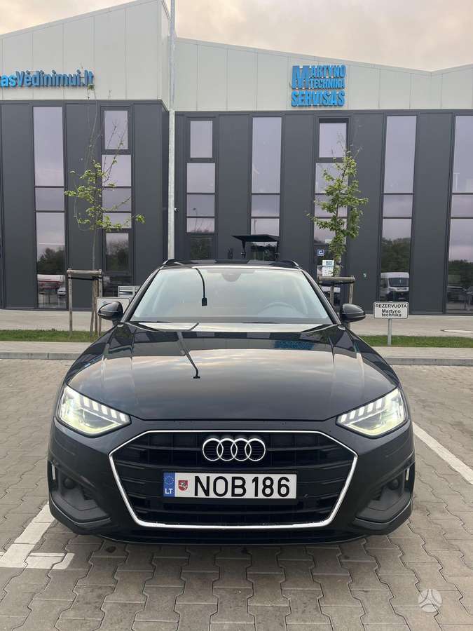 Audi A4, 2.0 l., Универсал