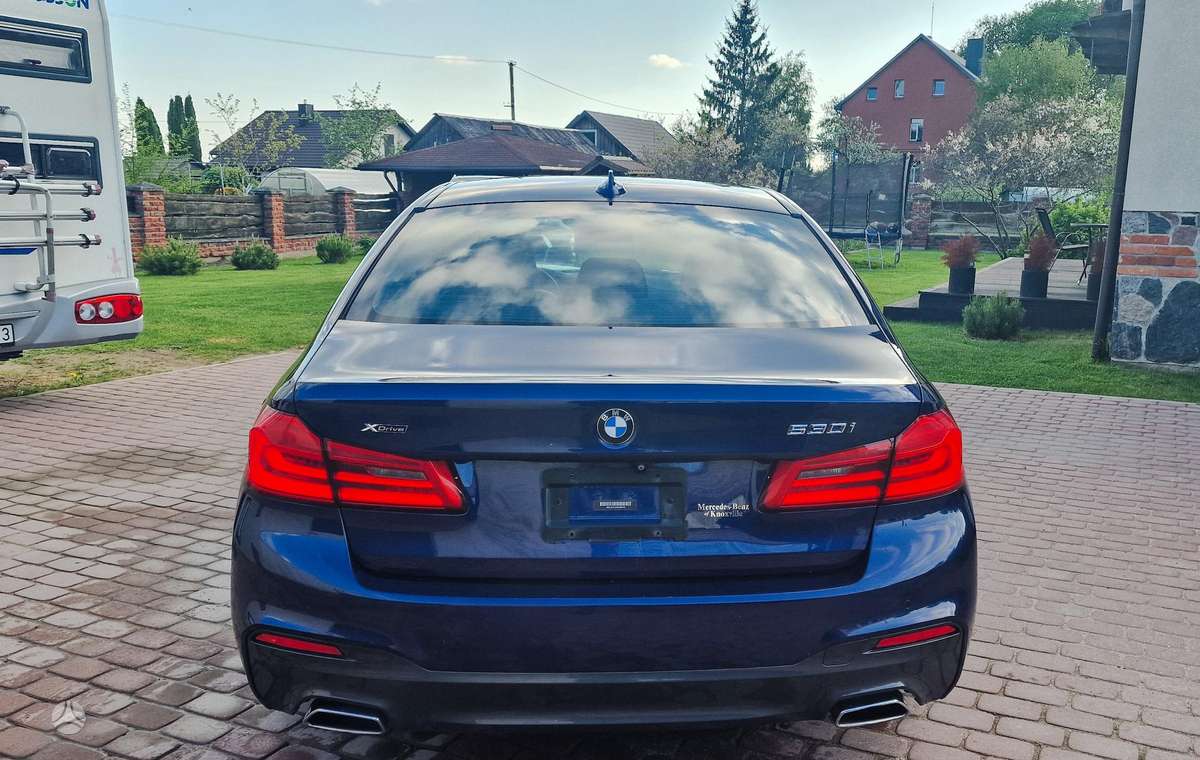BMW 530, 2.0 l., saloon / sedan