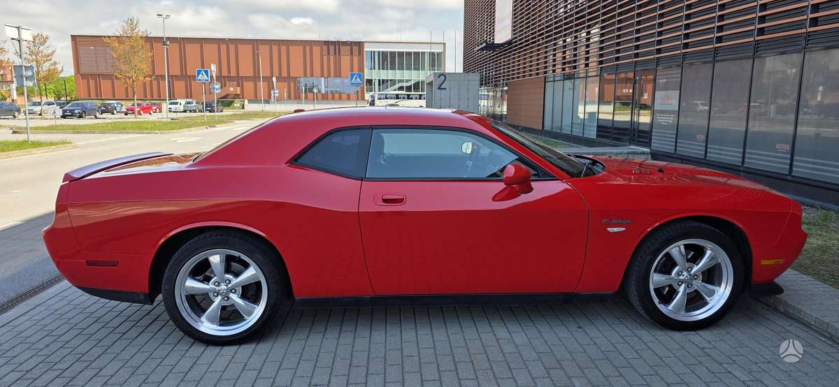 Dodge Challenger, 5.7 l., Купе (coupe)